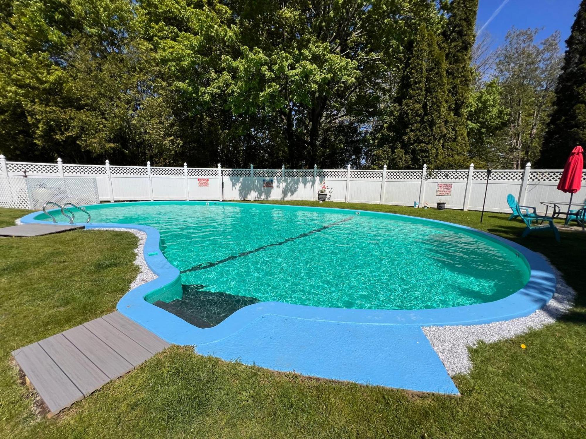 Claddagh Motel & Suites Rockport Bagian luar foto